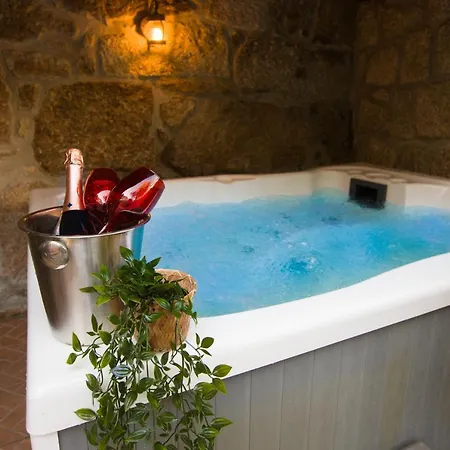 Feriehus Pedra Bela - Cozy House W/ Private Jacuzzi @ Geres *