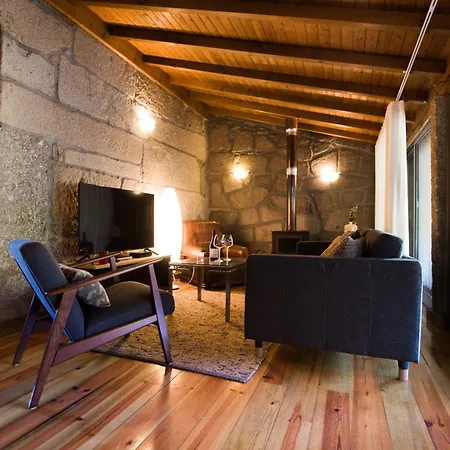 Hébergement de vacances Pedra Bela - Cozy House W/ Private Jacuzzi @ Geres Terras de Bouro