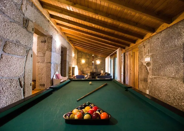 펜션 Pedra Bela - Cozy House W/ Private Jacuzzi @ Geres 테라스 드 부로